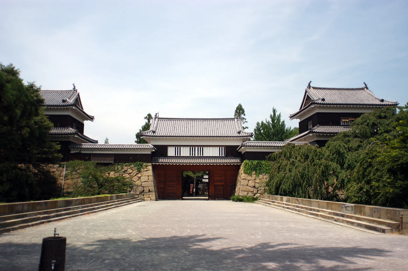 上田城の東虎口櫓門の写真
